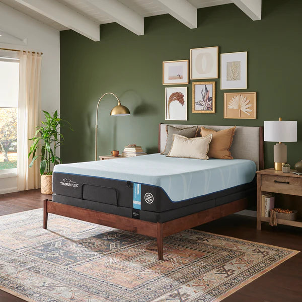 Tempurpedic® 13" TEMPUR-LUXEbreeze° Soft Mattress